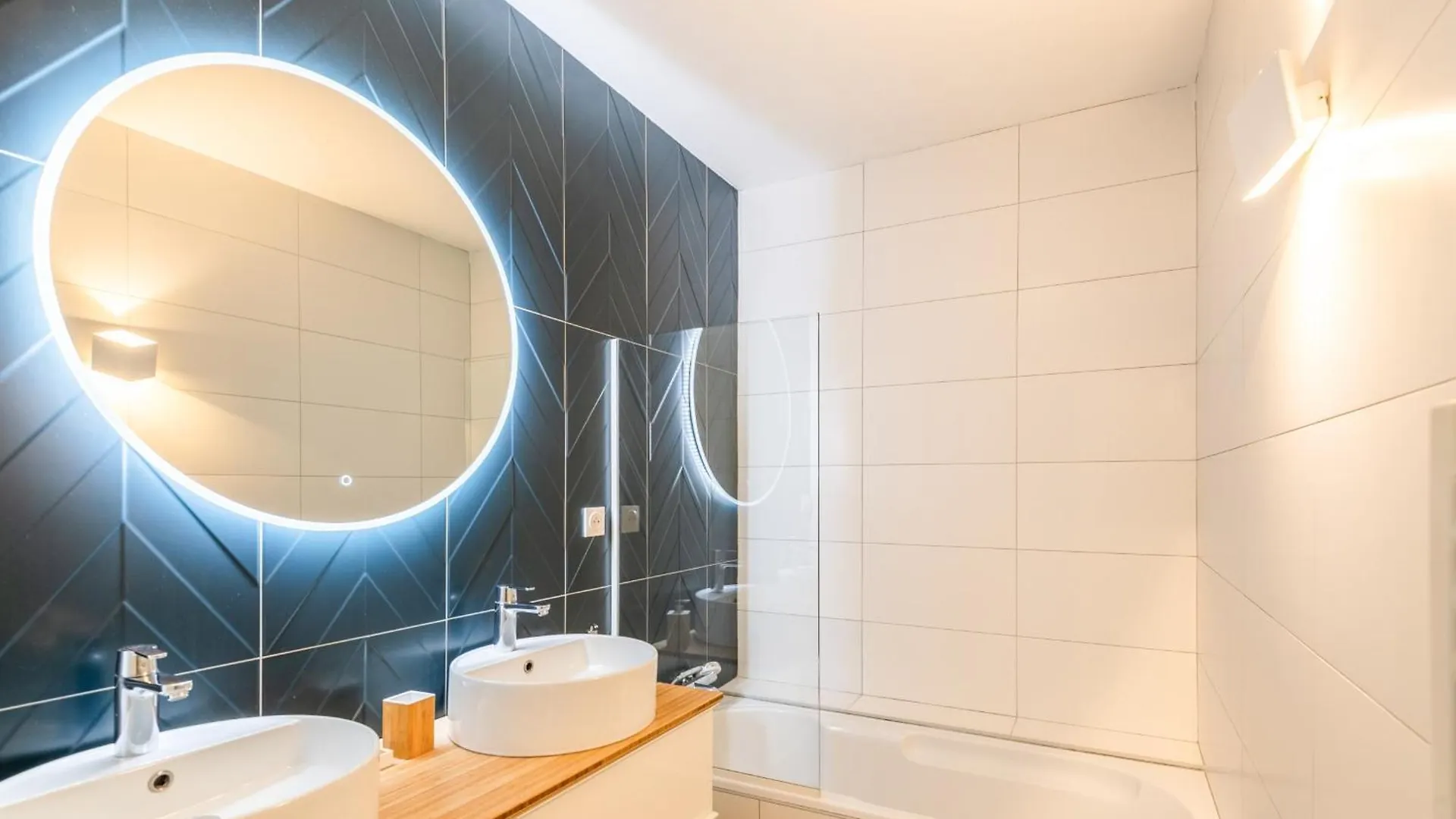 La Tournette - Appartement Confortable A Deux Pas Du Lac Annecy Apartment