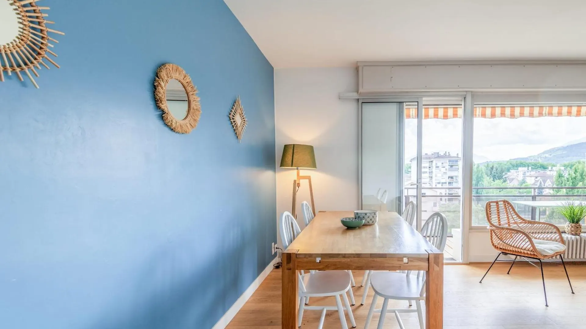 La Tournette - Appartement Confortable A Deux Pas Du Lac Annecy Apartment